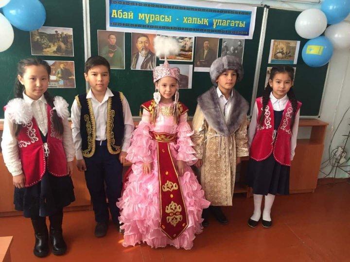 Мероприятия, посвящённые 175-летию Великого поэта Абая Кунанбаева.