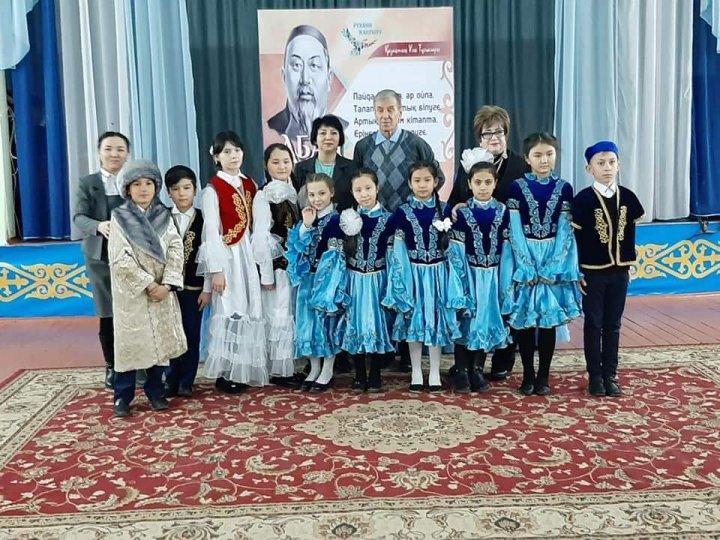 "Слова назидания Абая Кунанбаева" творческая встреча с артистами русского драматического театра.