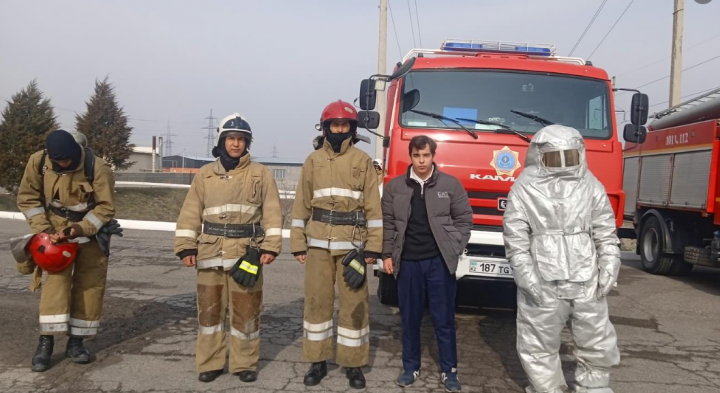 “Жүректілік пен батылдылықты талап ететін ең қауіпті мамандық иелері - өрт сөндірушілер” тақырыбында семинар